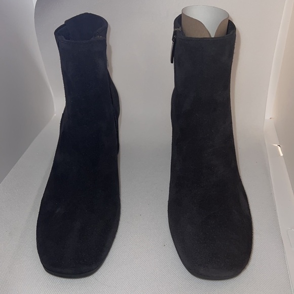 La Canadienne Montreal January black suede booties block heel Sz 5 new - Picture 7 of 10